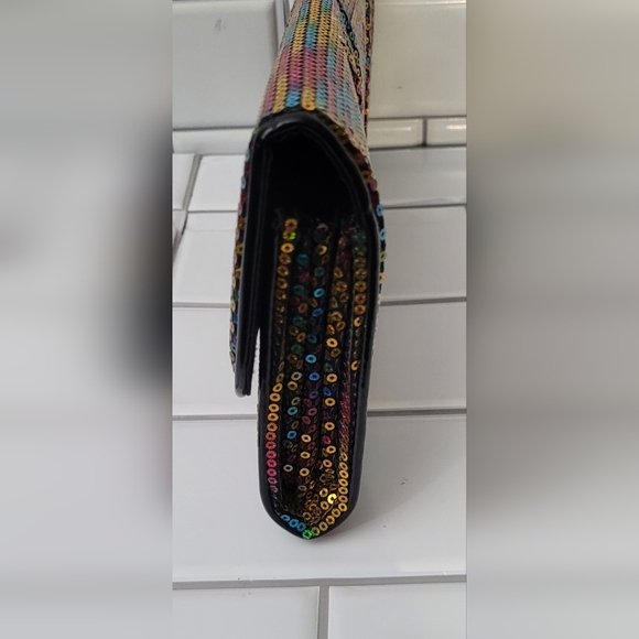 Aldo Rainbow Sequin Envelope Clutch Then Magnetic Closure Medium Size Internal Z - Picture 7 of 7